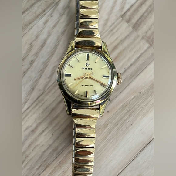 RADO Ladies Watch Super Rare Gold Plated Vintage Mechanical Stretch Bracelet - Picture 6 of 11